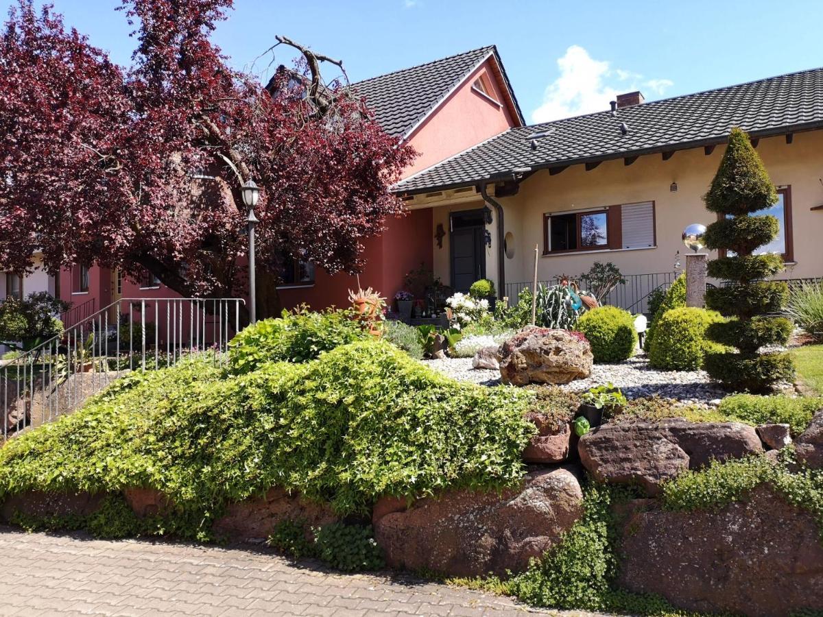 Ferienwohnungen Maintal Karlstadt Exterior foto